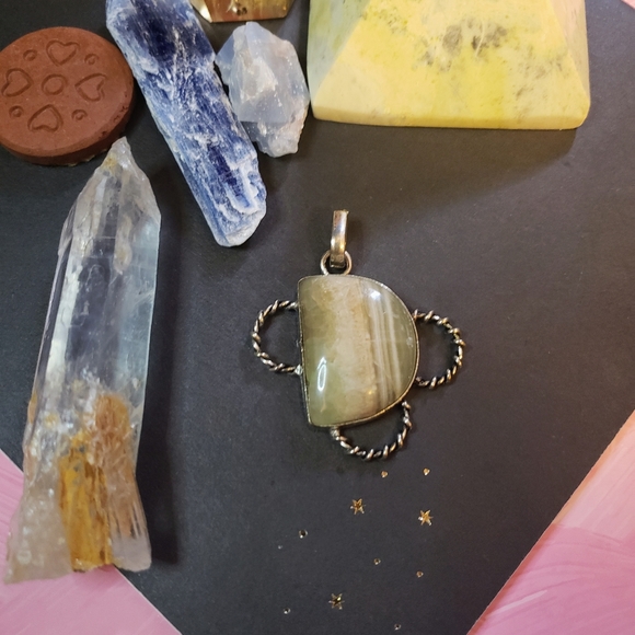 Crystal Pendant - Picture 2 of 3